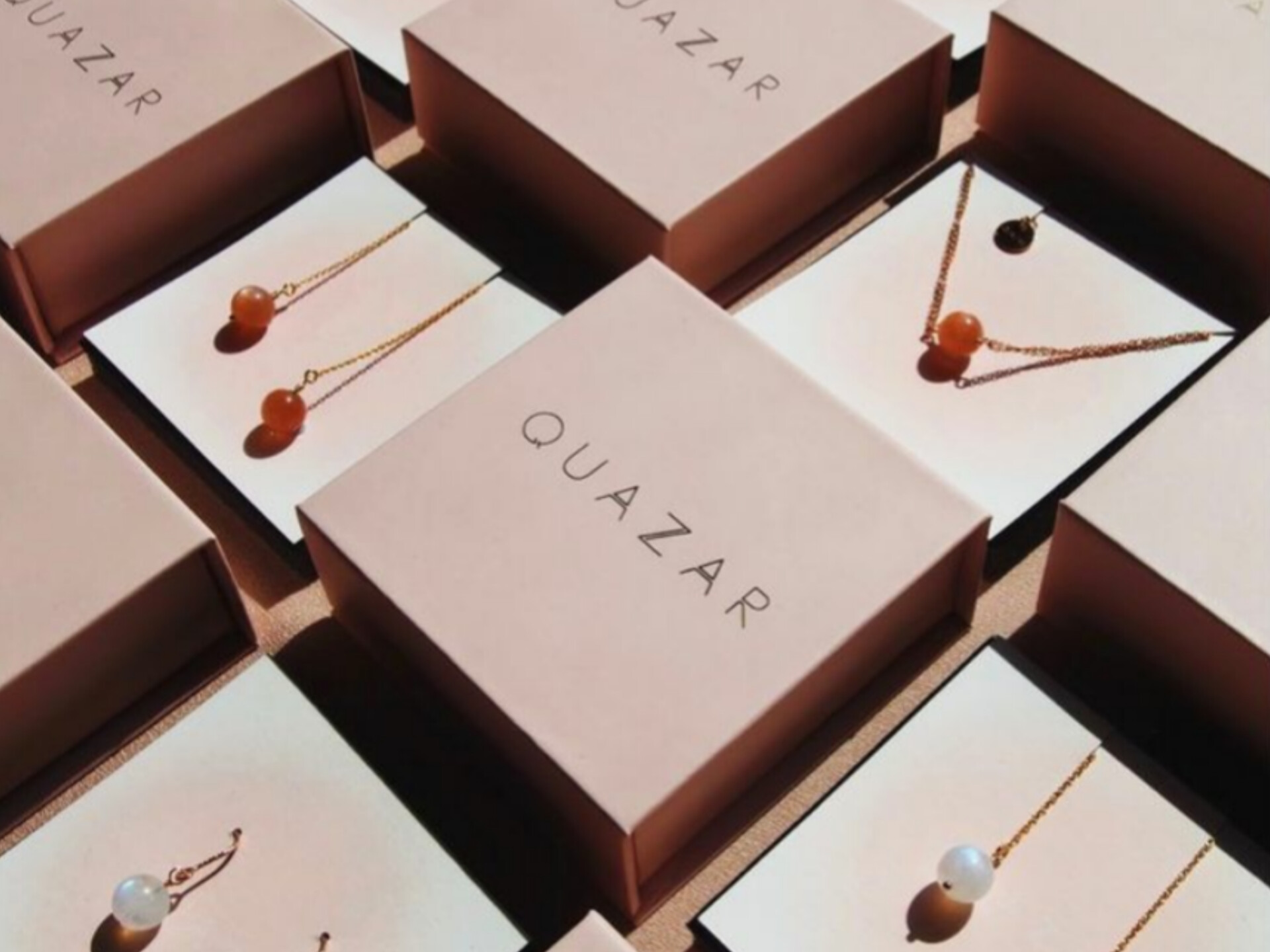 هاردباکس جواهرات و اکسسوری